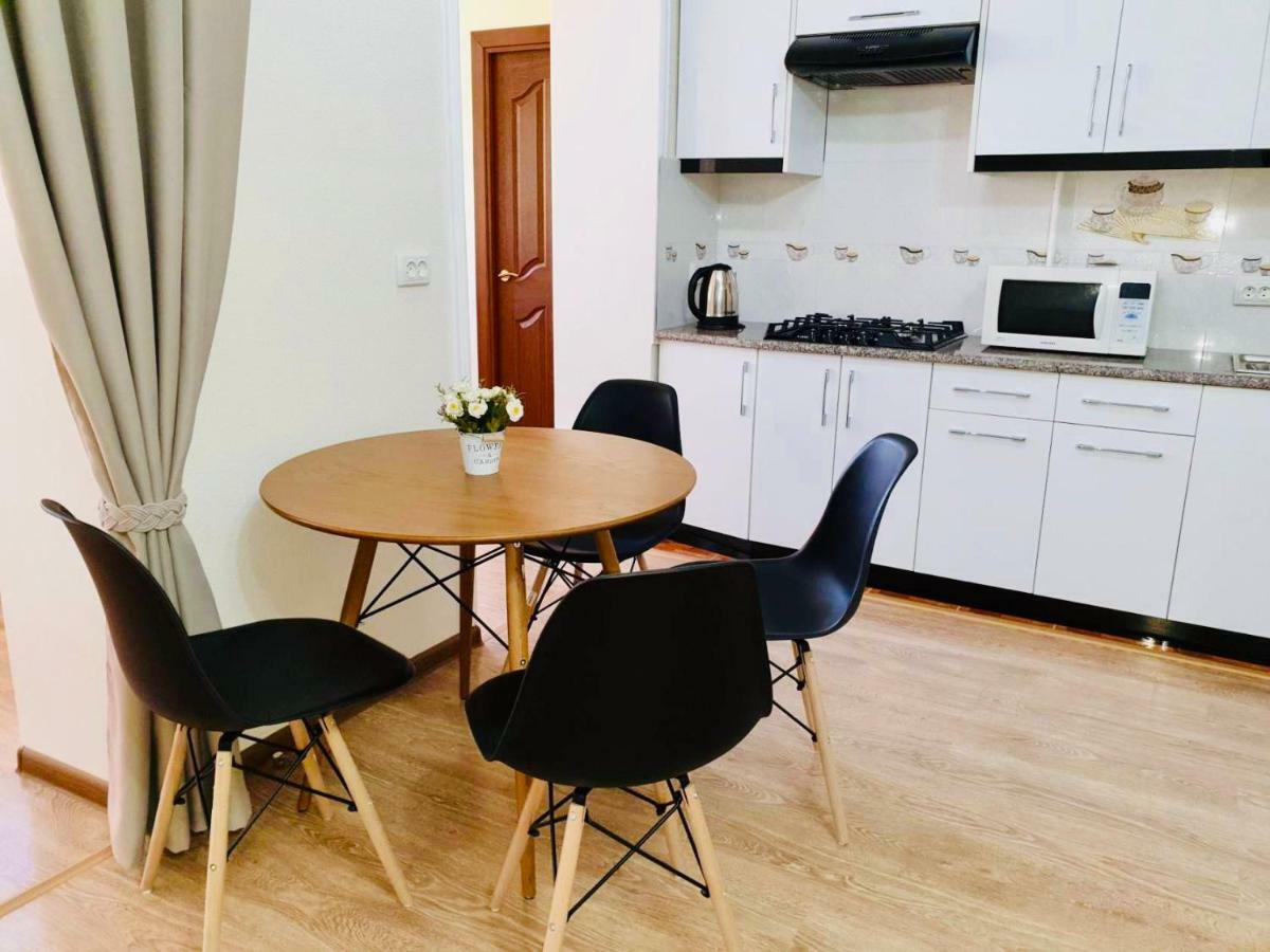 Samarkand Apartment Luaran gambar