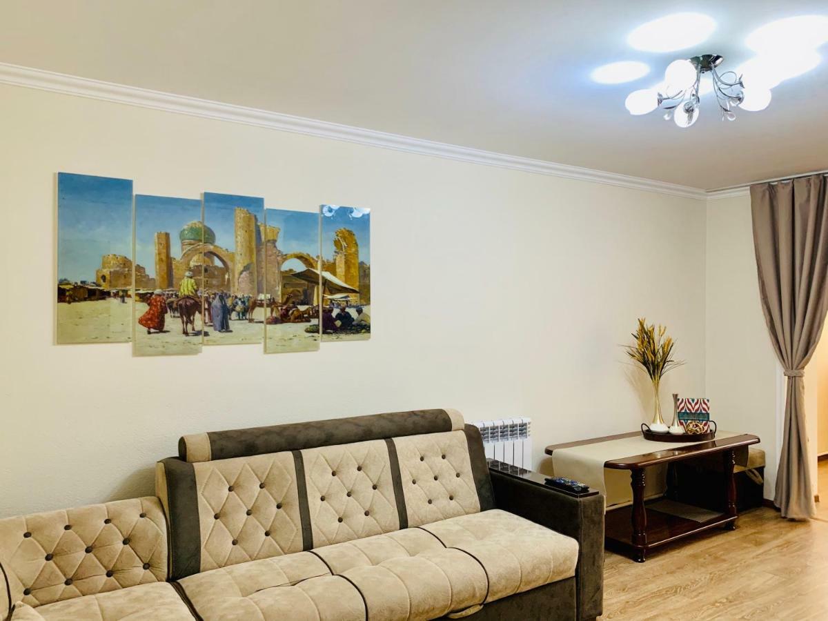Samarkand Apartment Luaran gambar